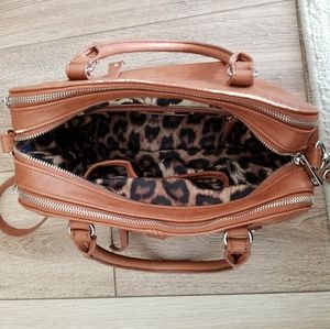 Jessica Simpson handbag